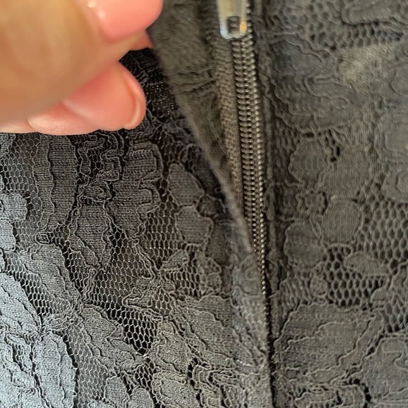 🆕H &‎ M divided lace overlay ladies dress-NWT-size 8-sheath-flared sleeves-mini - Picture 7 of 16